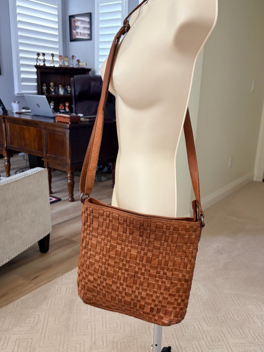 VILENCA HOLLAND Woven Leather Crossbody Bag in Tan